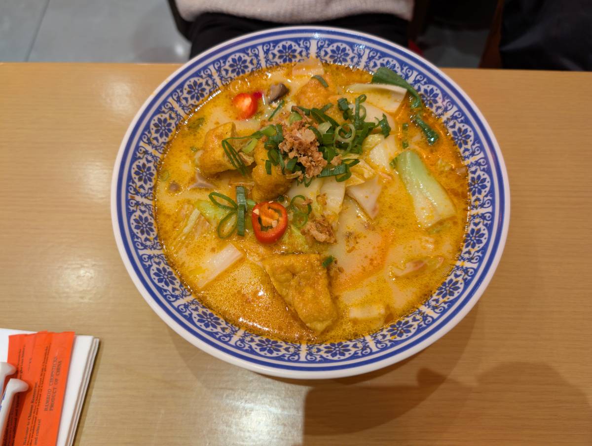 📱 여행 전 꼭 깔아야 할 앱에서 꼭 맛봐야 할 추천 요리