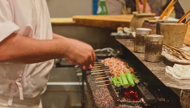 야키토리 (焼き鳥)