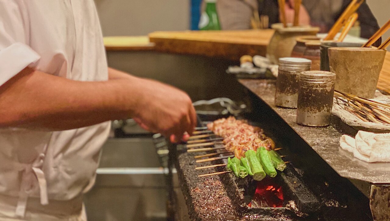 야키토리 (焼き鳥)