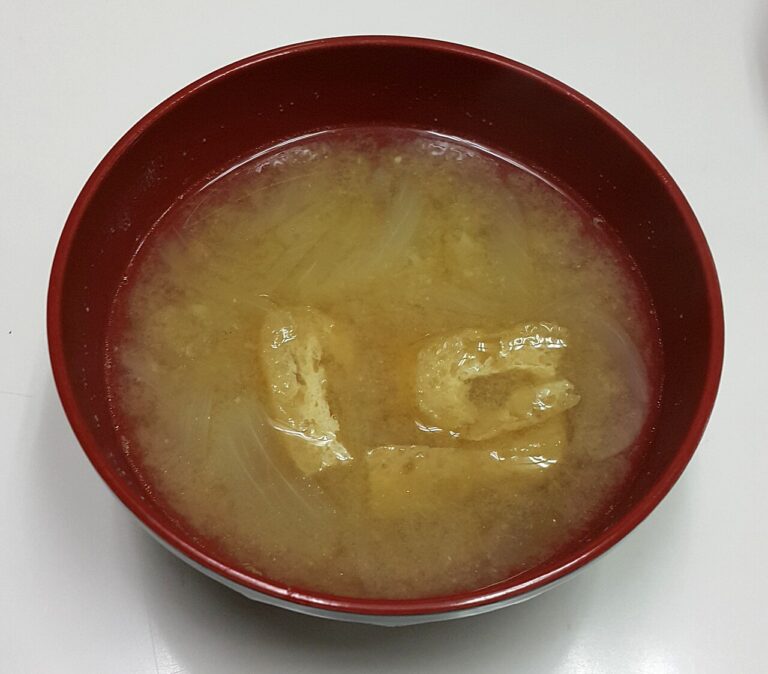 미소시루 (味噌汁)
